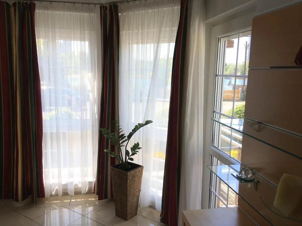 Ajo Vienna Big Flat 150 Sqm Contactless - Check-In Apartment 0*,  Austria