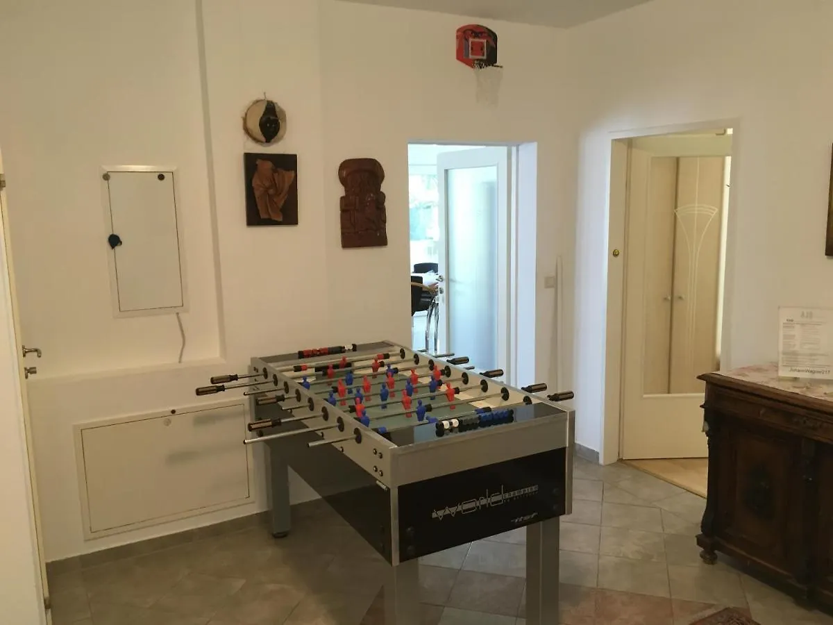 Ajo Vienna Big Flat 150 Sqm Contactless - Check-In Apartment