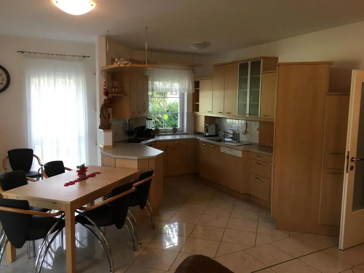 Ajo Vienna Big Flat 150 Sqm Contactless - Check-In Apartment Austria